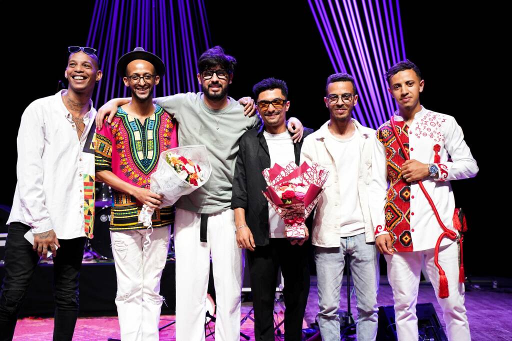 Les musiciens de Joe'Art Band saluent le public
